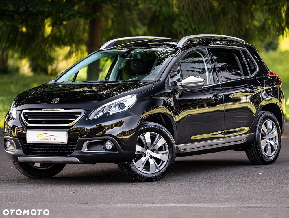 Peugeot 2008 1.2 Pure Tech Allure S&S - 16