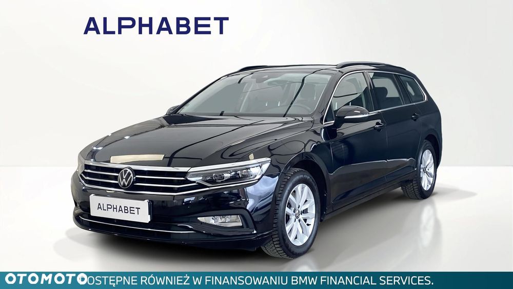 Volkswagen Passat - 1