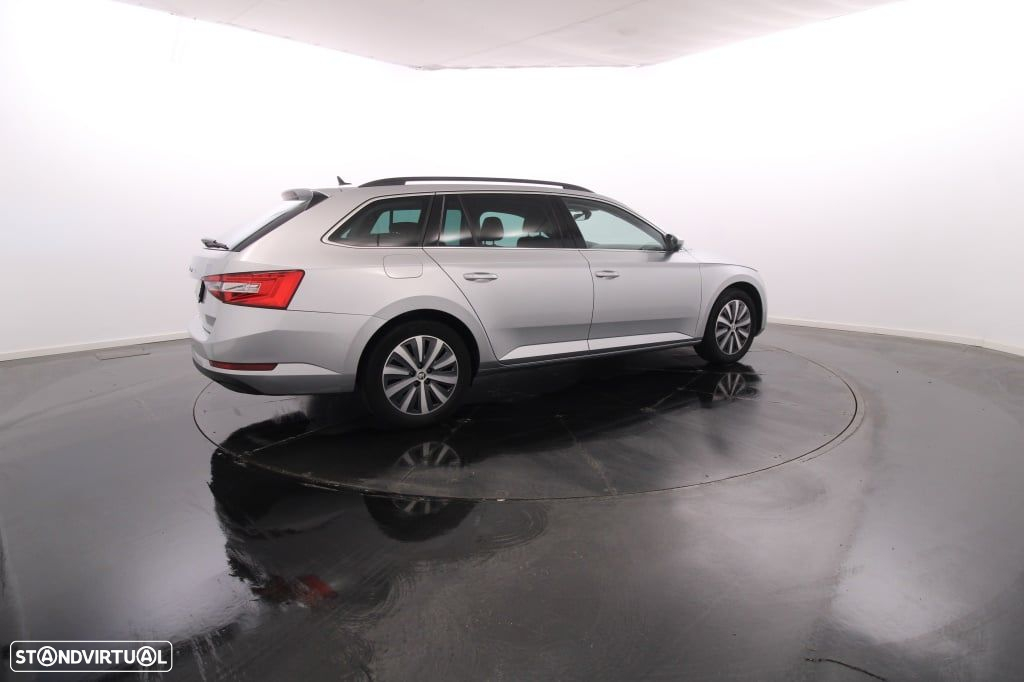 Skoda Superb Break 2.0 TDI Ambition - 8