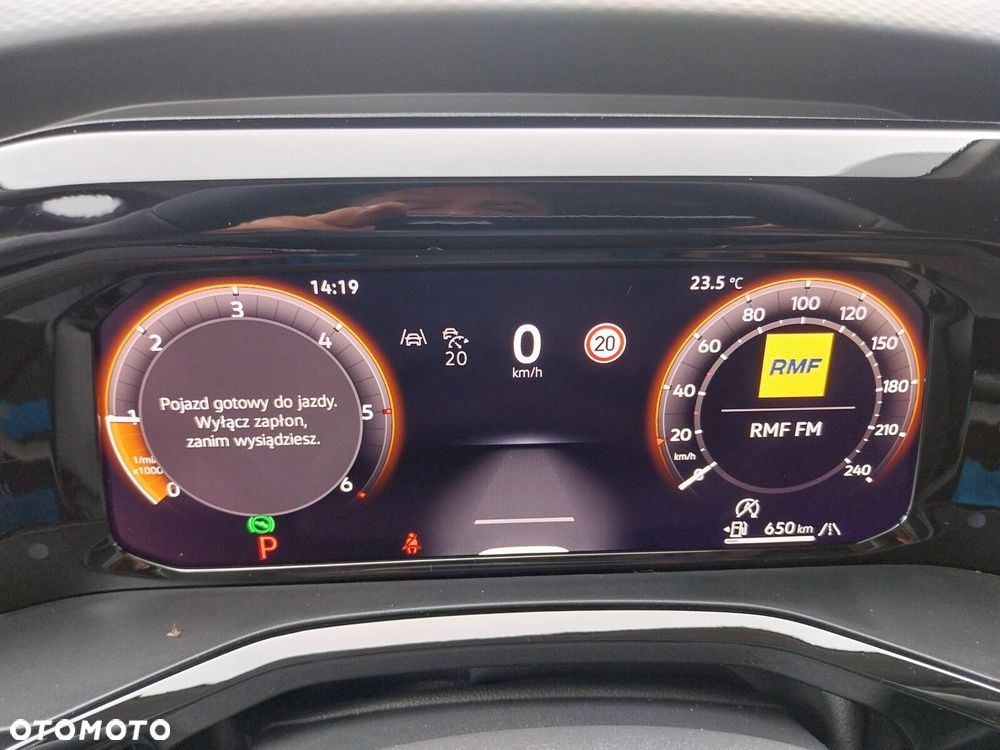 Volkswagen multivan Multivan Style L2 silnik: 2,0 l TDI SCR 110 kW / skrzynia biegów: 7-biegowa DSG rozstaw osi: 3124 mm - 34