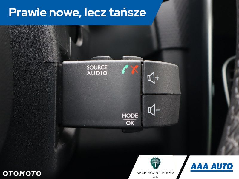 Renault Clio - 23