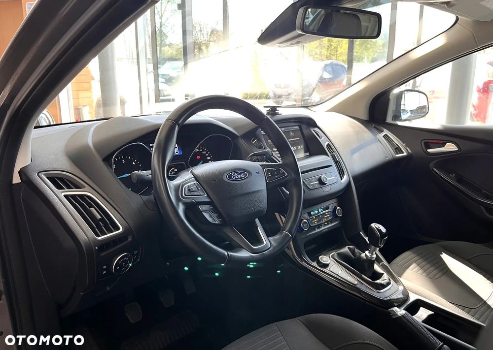 Ford Focus 1.6 TDCi DPF Start-Stopp-System Titanium - 10