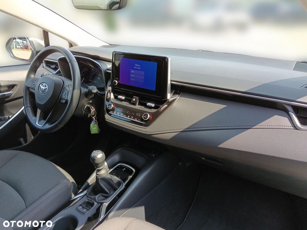 Toyota Corolla - 10