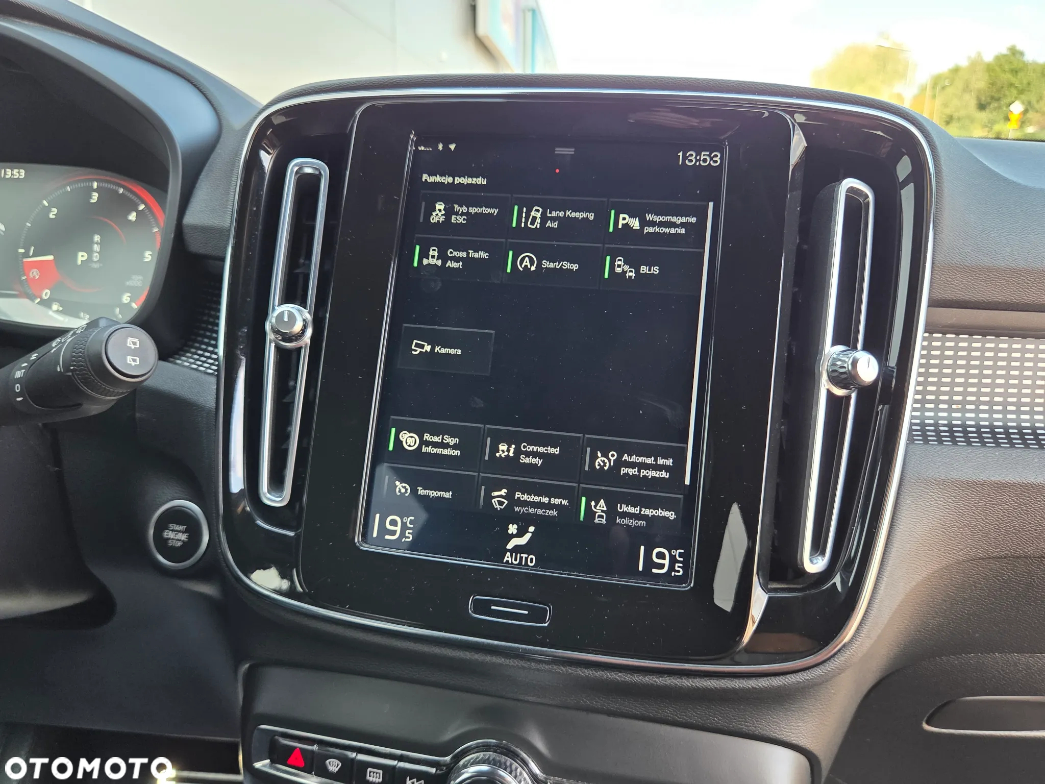 Volvo XC 40 D3 AWD R-Design - 39