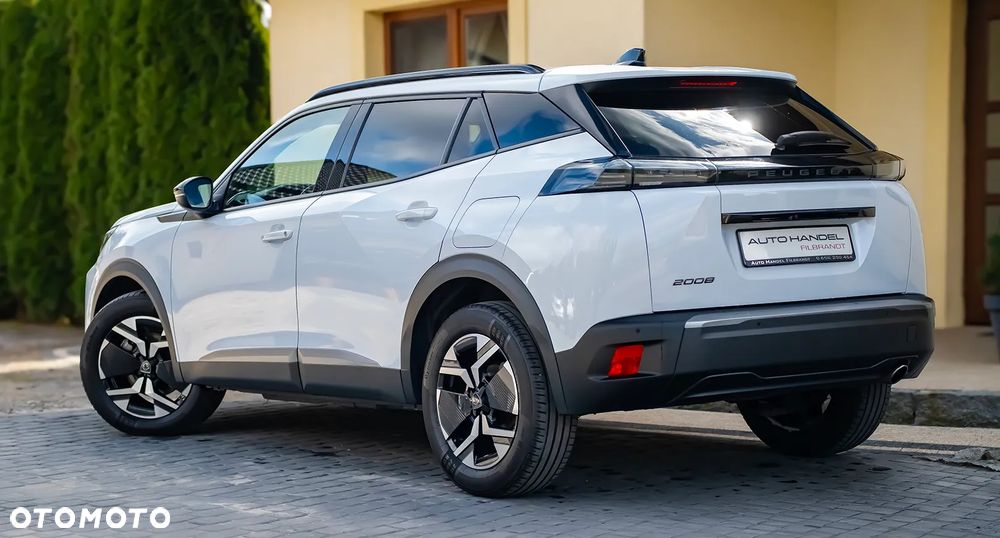 Peugeot 2008 1.5 BlueHDi Allure Pack S&S EAT8 - 22