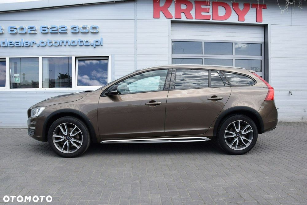 Volvo V60 Cross Country D3 Drive-E Summum - 12