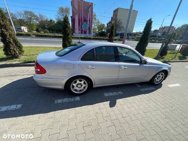 Mercedes-Benz Klasa E 220 CDI Automatik Classic - 14
