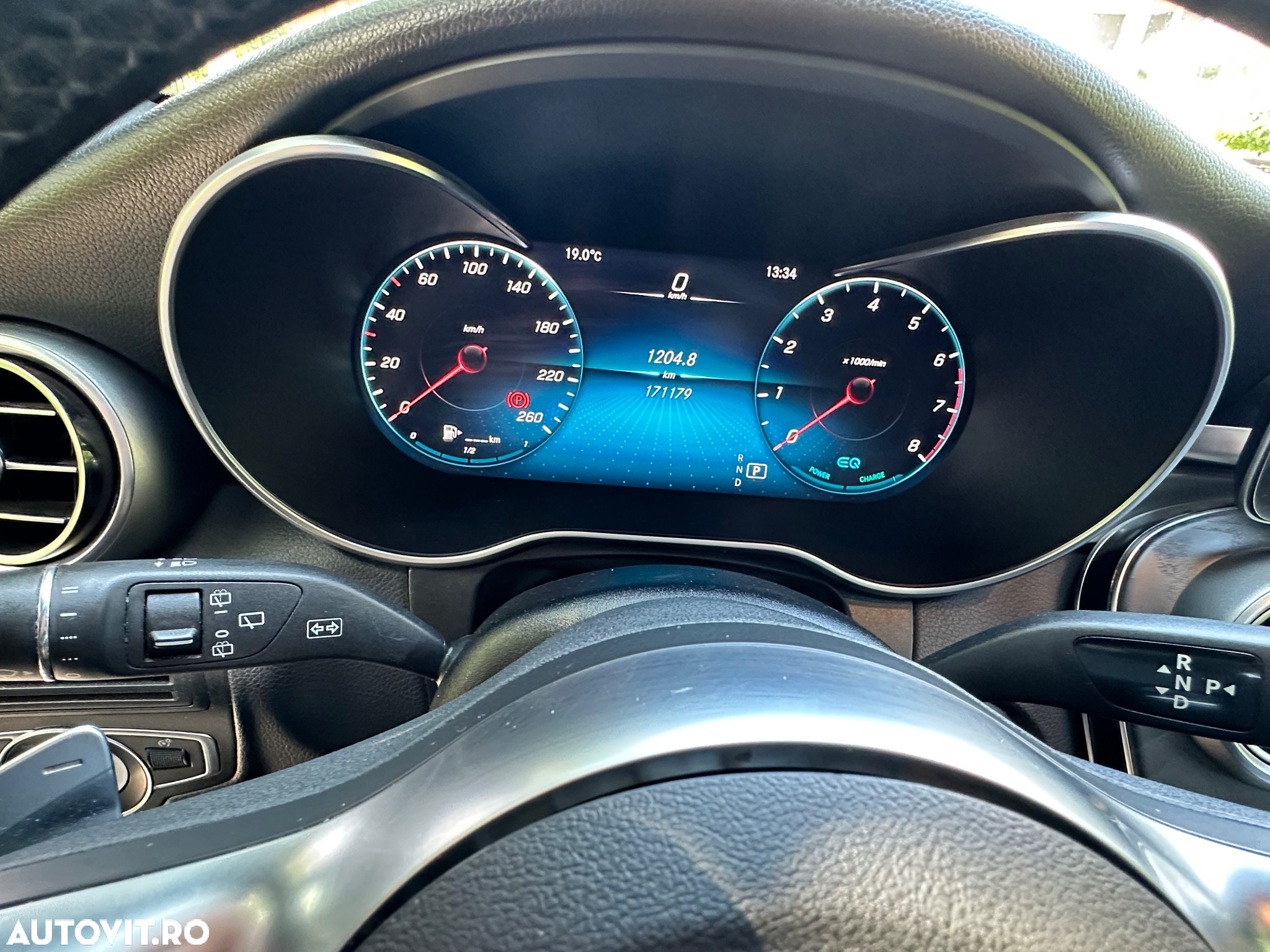 Mercedes-Benz GLC 300 4MATIC - 12
