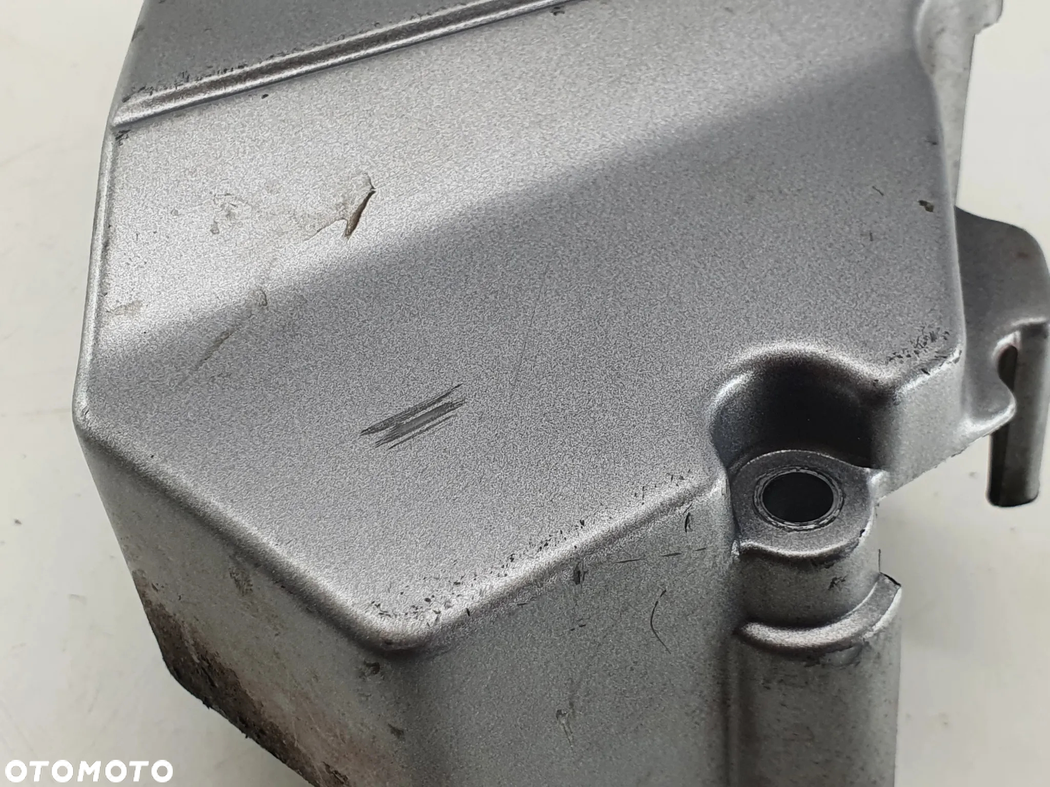 SUZUKI GW 250 INAZUMA POKRYWA OSŁONA ZĘBATKI - 7