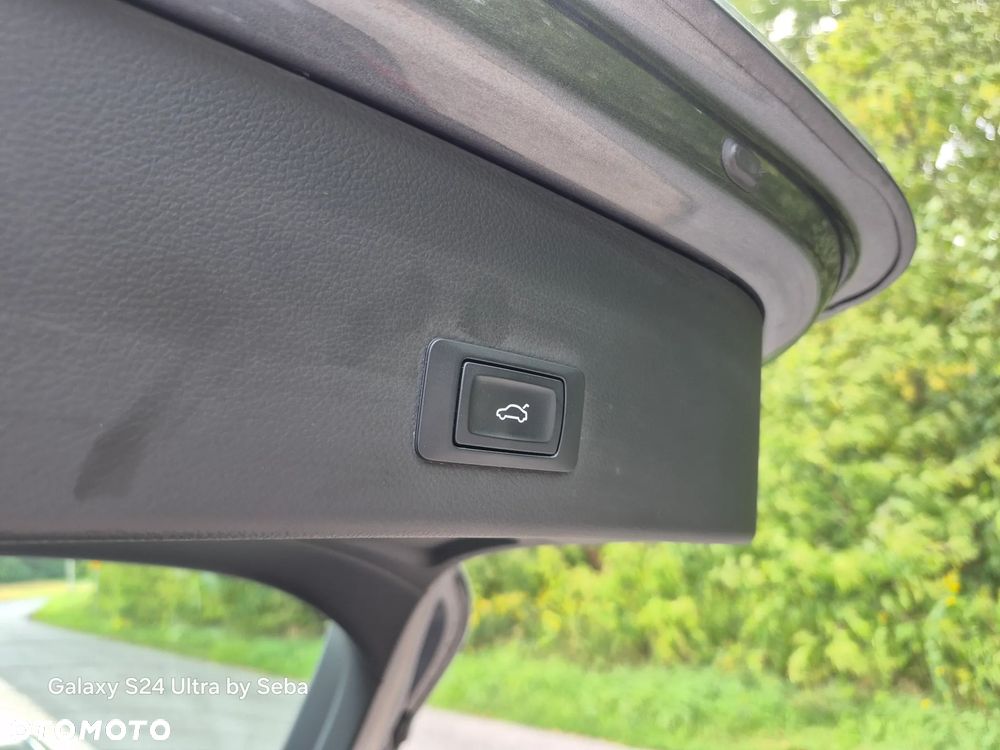 Audi A6 Avant 3.0 TDI S tronic - 25