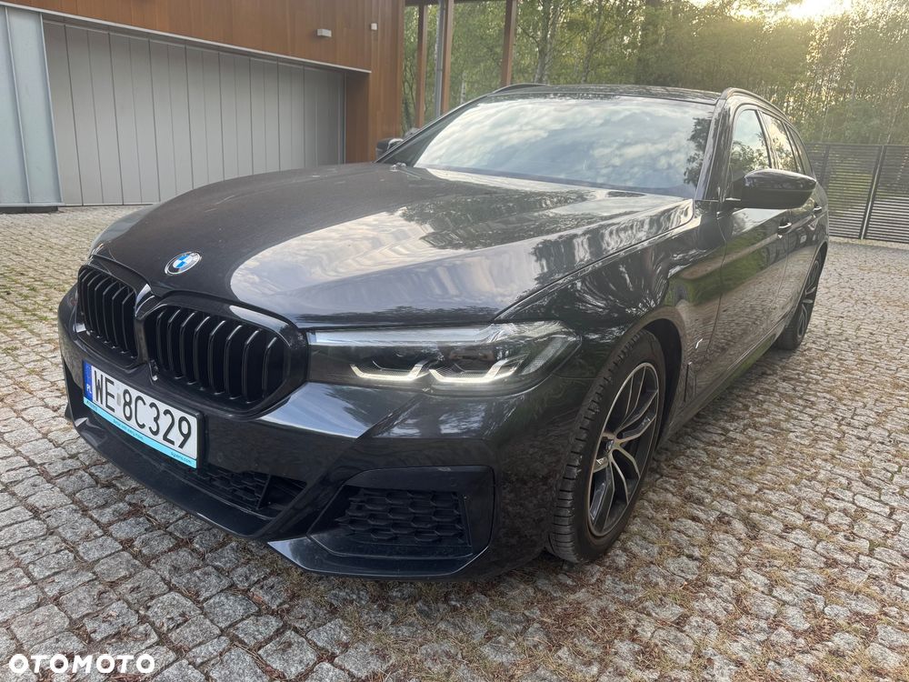 BMW Seria 5 540i xDrive mHEV M Sport sport - 2