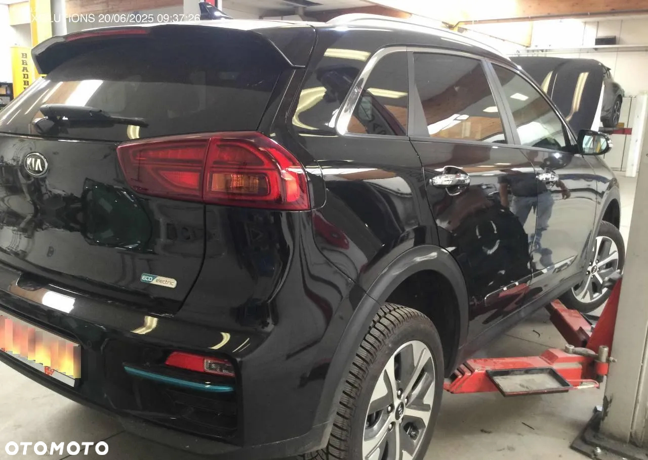 Kia Niro e-Niro 64kWh L - 5