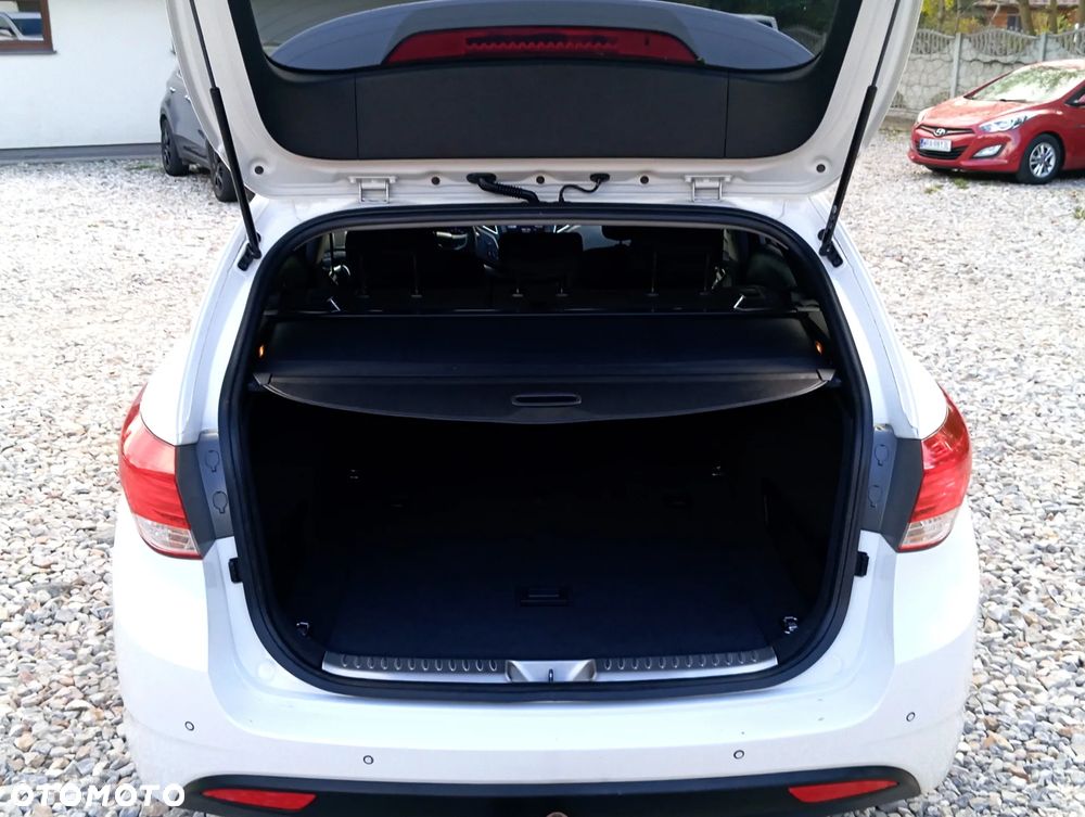 Hyundai i40 i40cw 1.6 Fifa World Cup Edition - 17