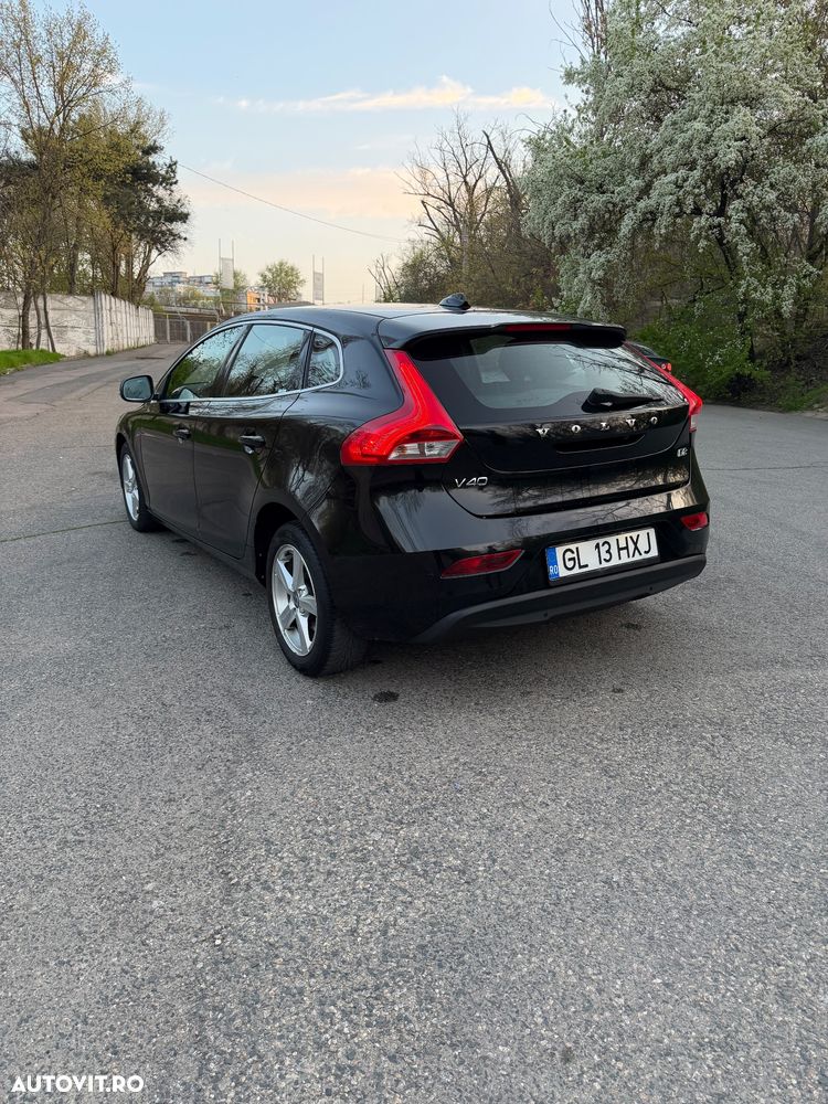 Volvo V40 D2 Aut. Momentum - 5