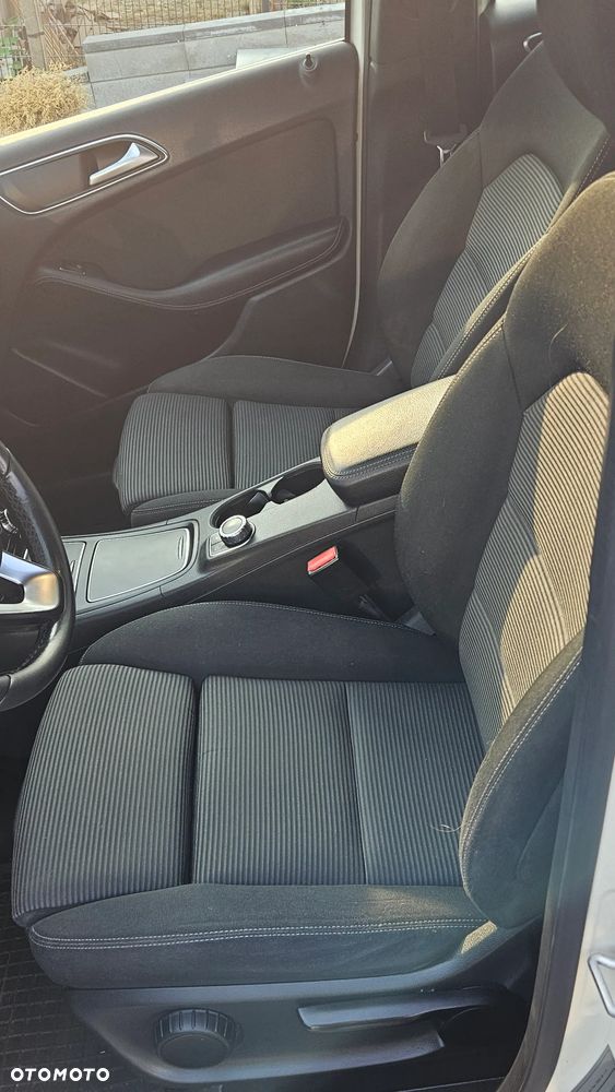 Mercedes-Benz Klasa B 180 (CDI) d 7G-DCT - 19