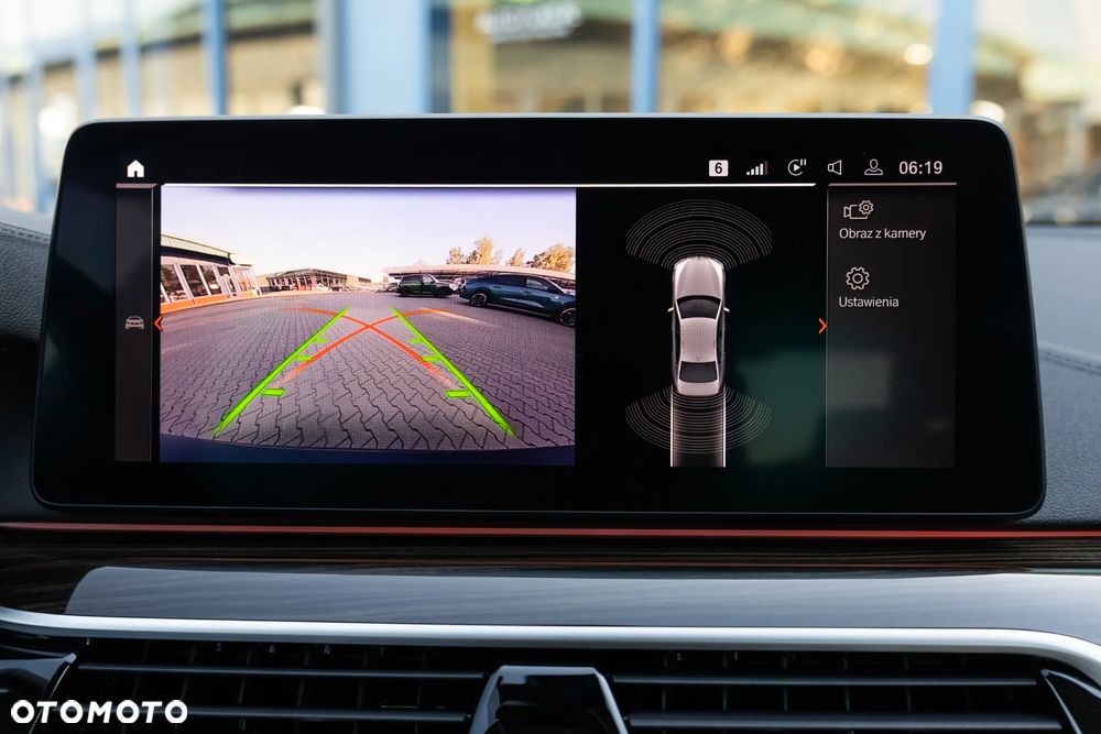 BMW Seria 5 518d mHEV Luxury Line - 37