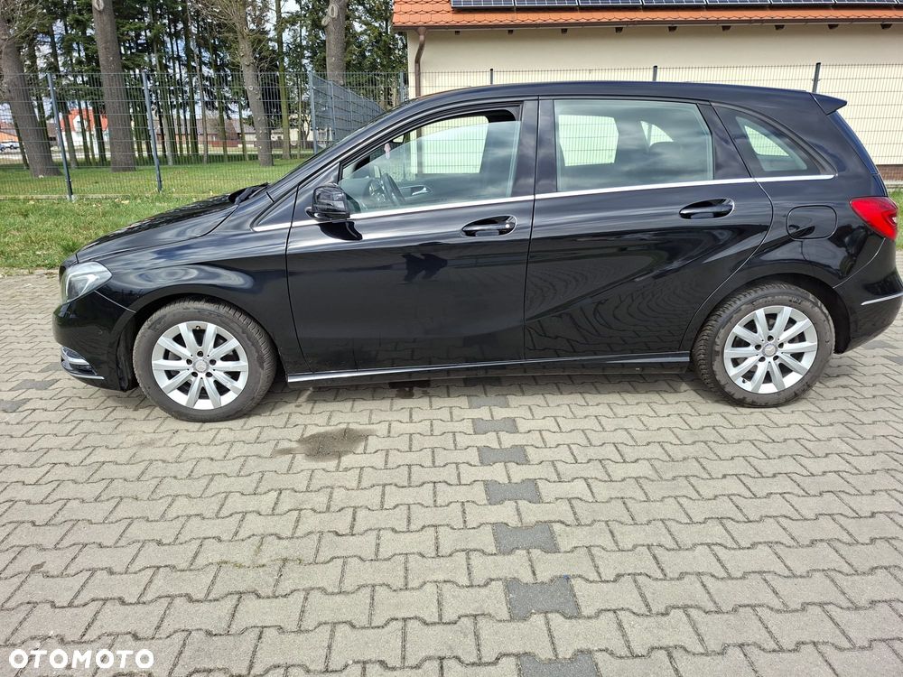 Mercedes-Benz Klasa B 180 CDI (BlueEFFICIENCY) 7G-DCT - 5