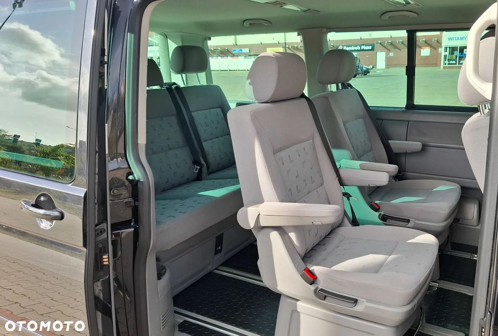 Volkswagen Multivan - 8
