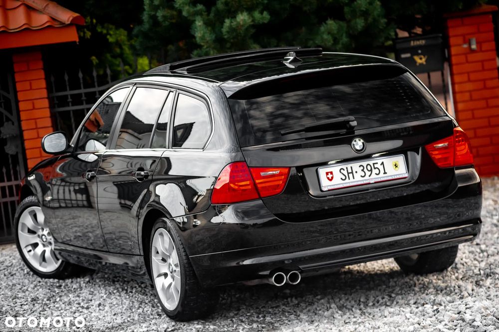 BMW Seria 3 330d xDrive DPF Touring Edition Exclusive - 9