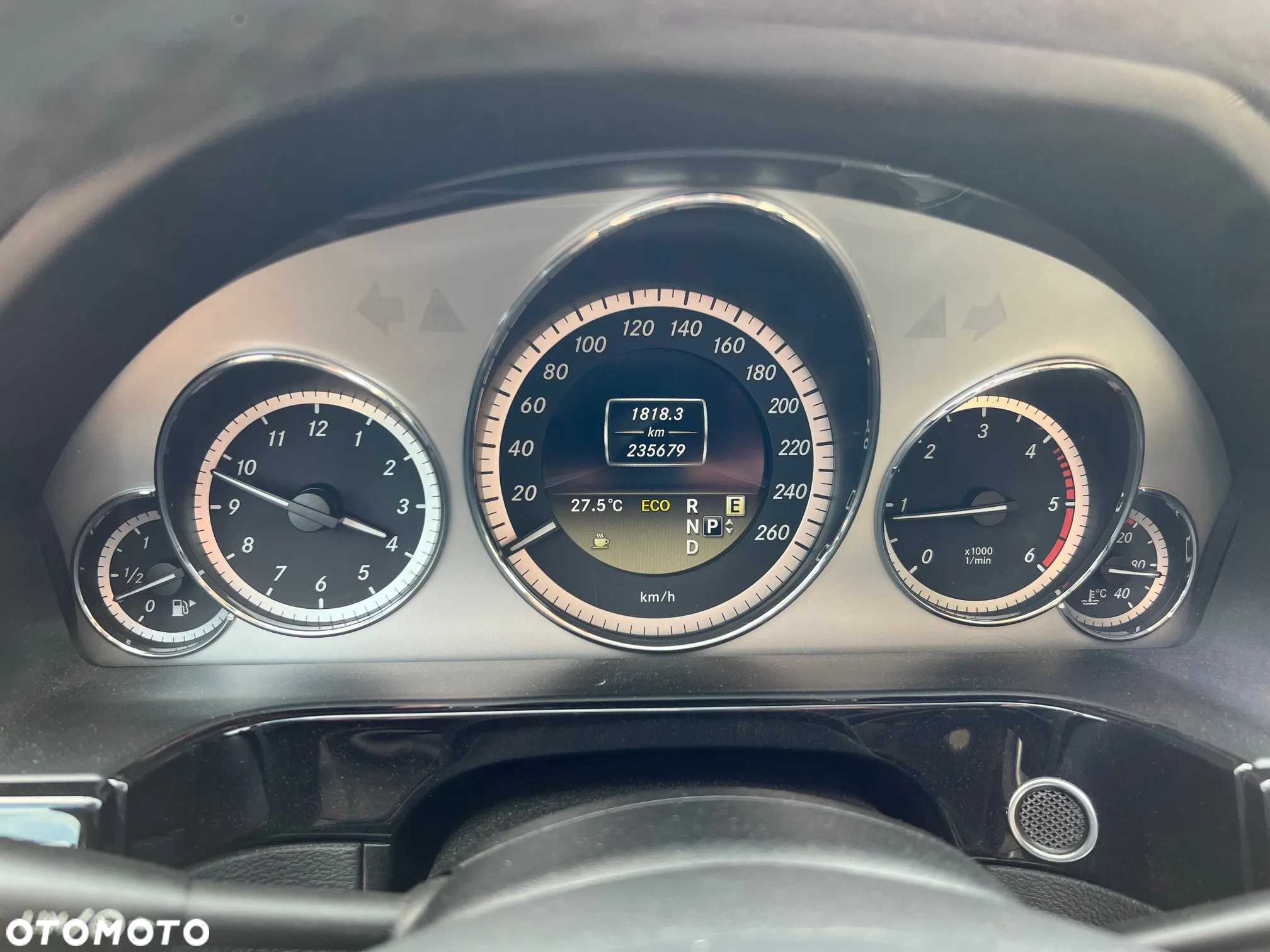 Mercedes-Benz Klasa E 220 CDI BlueEff Avantgarde - 11
