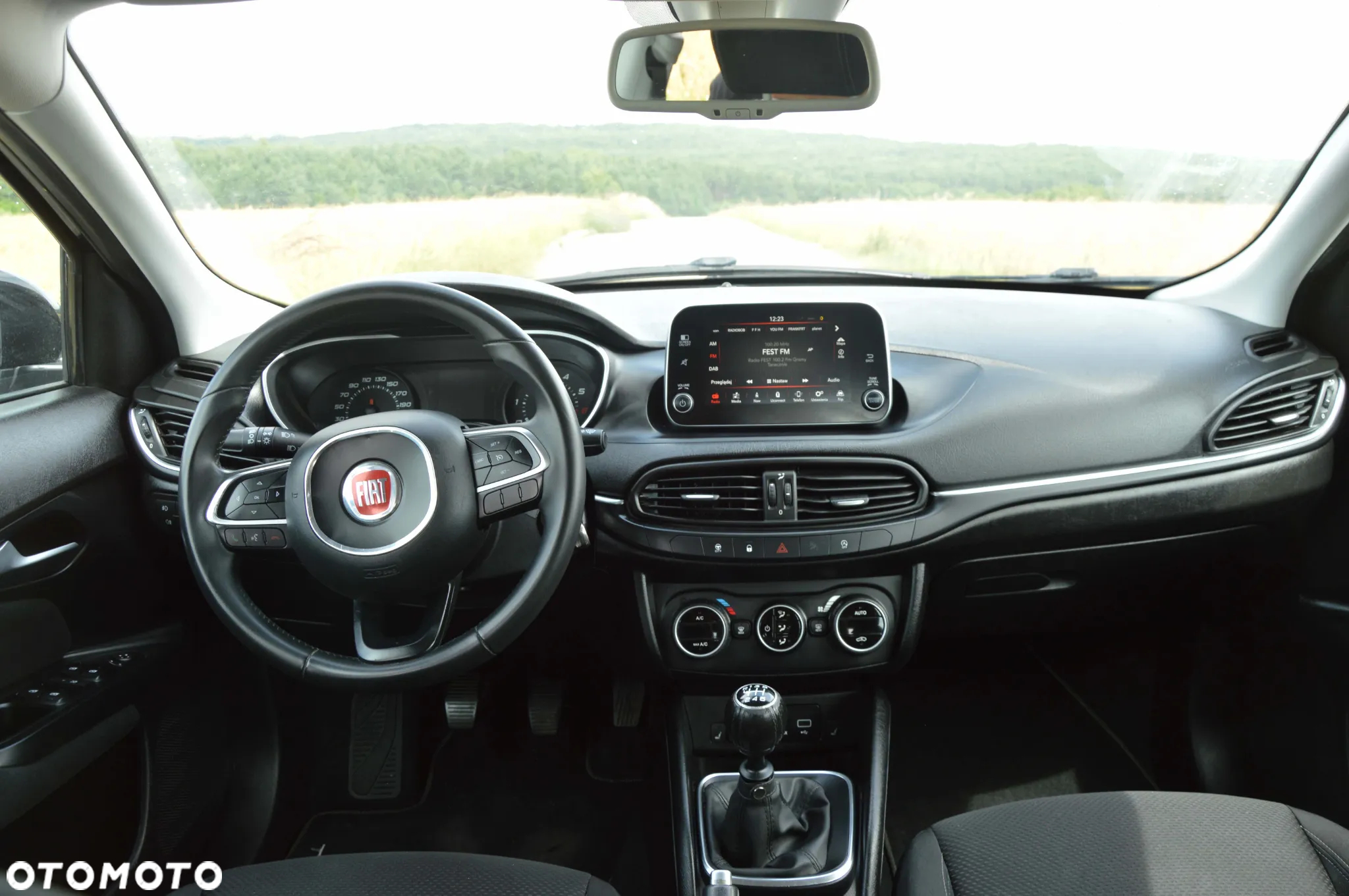 Fiat Tipo 1.4 T-Jet 16v Lounge - 9