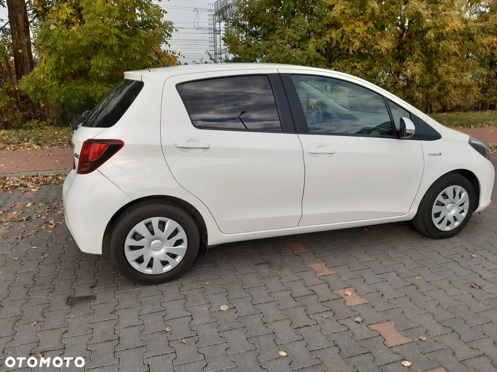 Toyota Yaris 1.5 VVT-i Comfort mit Design Paket - 9