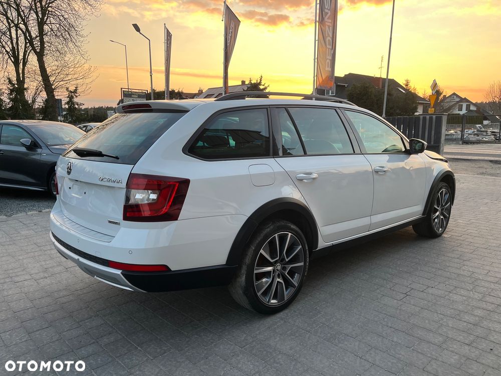Skoda Octavia 2.0 TDI DSG 4x4 Scout - 6