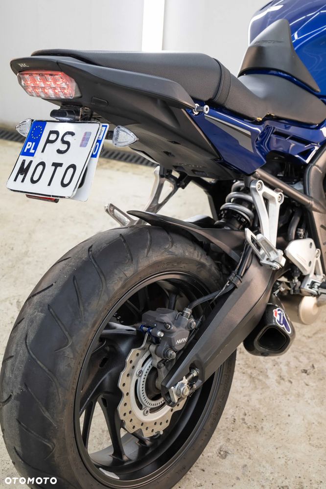 Honda CB - 16