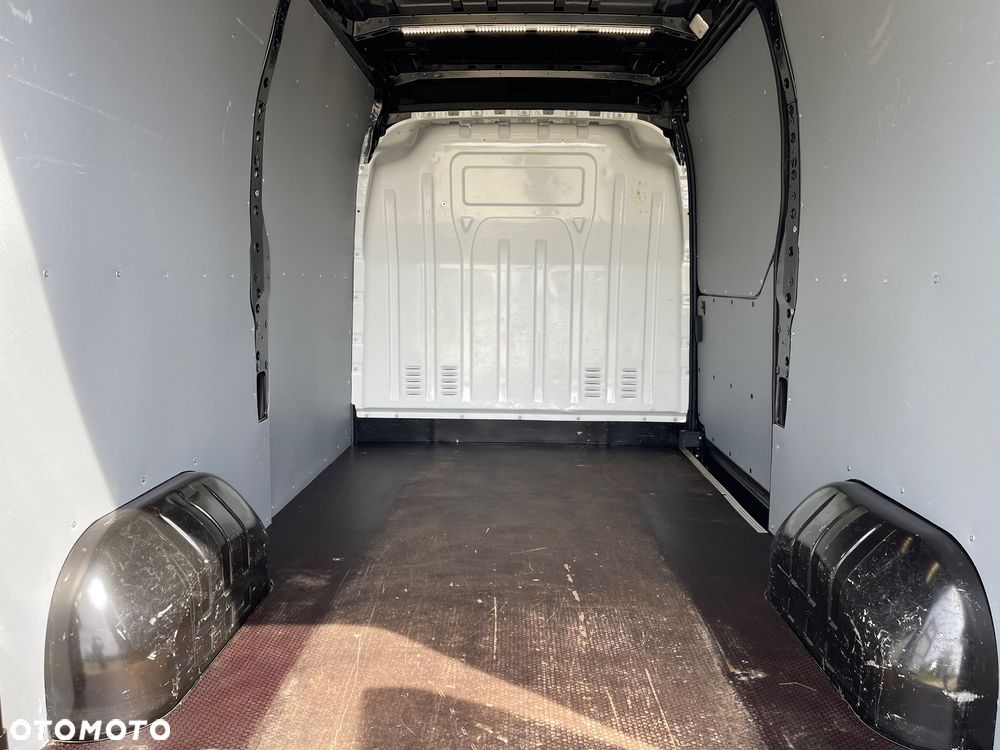 Renault Master - 18