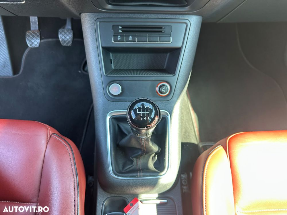 Volkswagen Tiguan 2.0 TDI DPF 4Motion BlueMotion Technology Sport & Style - 16