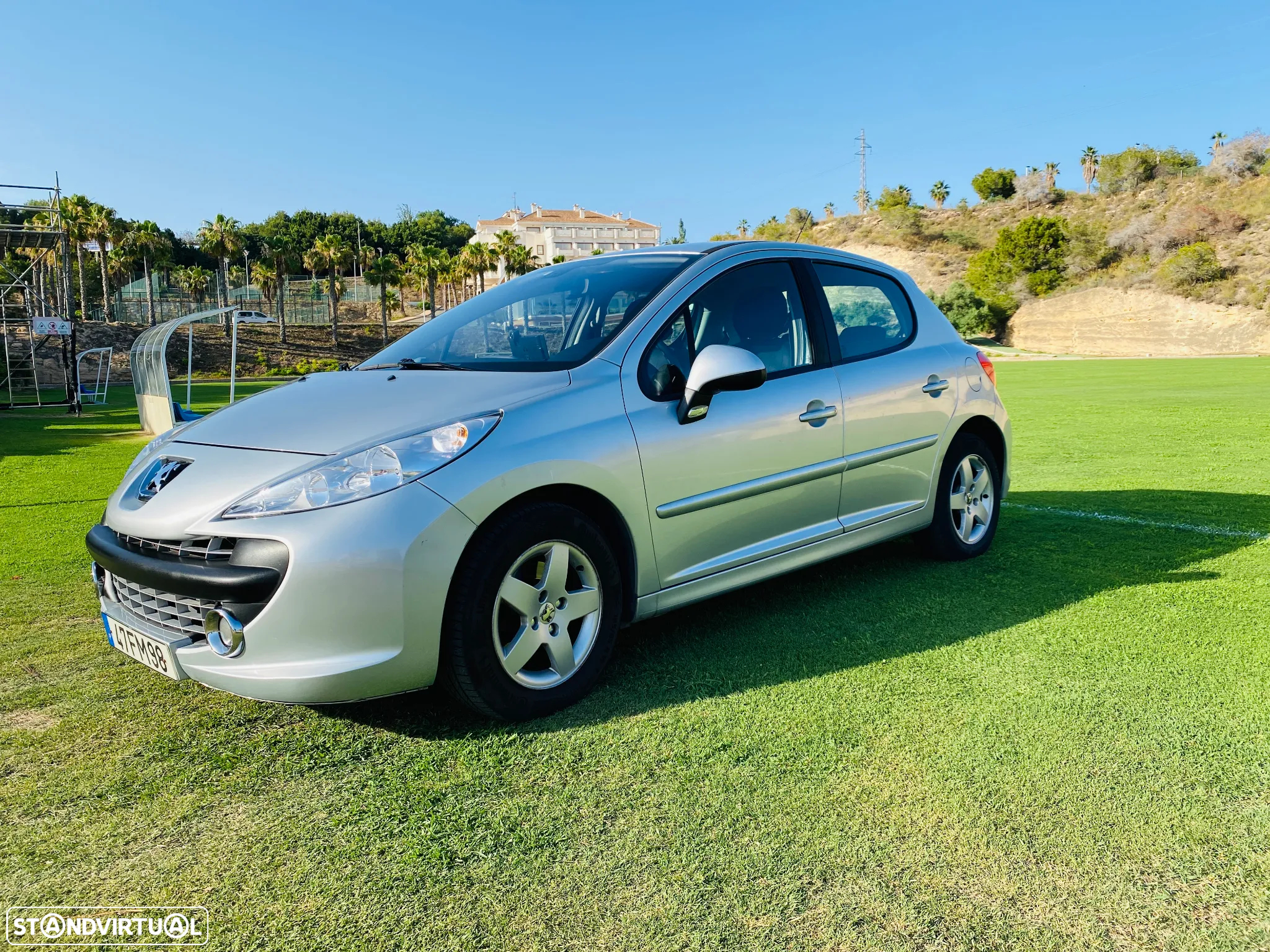 Peugeot 207 1.4 16V Trendy - 6