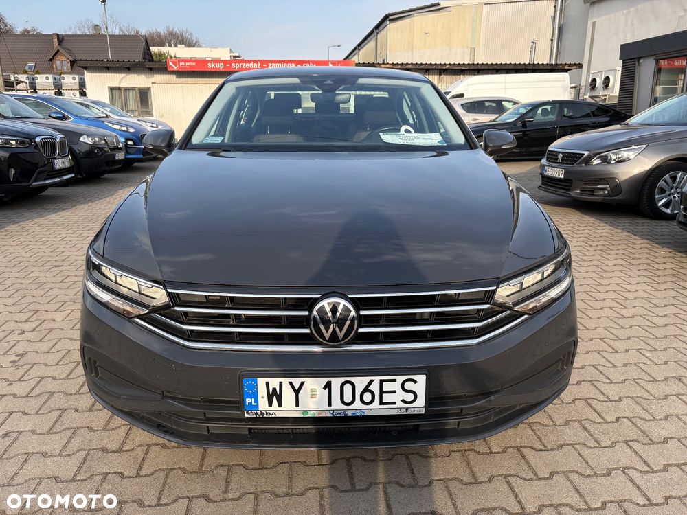 Volkswagen Passat - 3