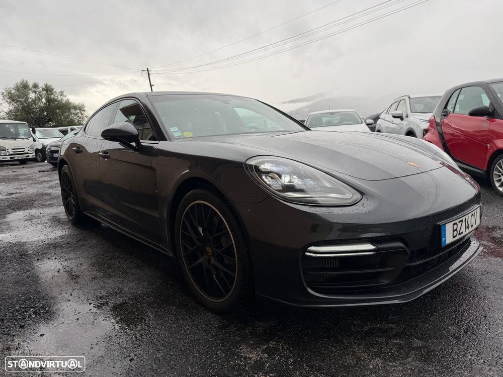 Porsche Panamera 4 S - 3