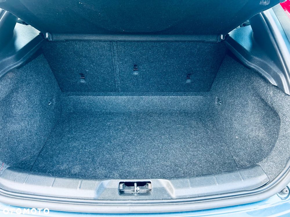 Volvo V40 D2 Kinetic - 25