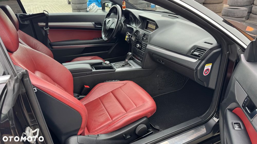 Mercedes-Benz Klasa E 250 CGI BlueEFFICIENCY Automatik Avantgarde - 28