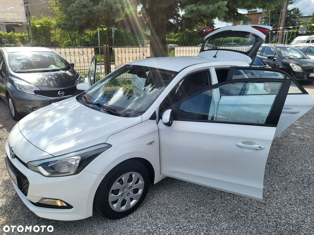 Hyundai i20 - 27