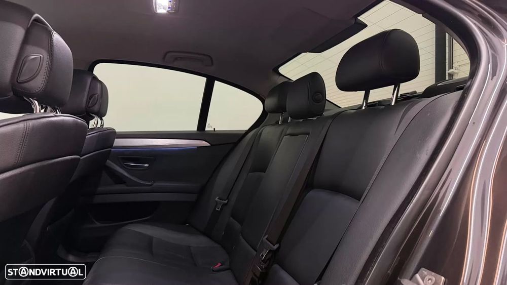 BMW 525 d Auto - 34