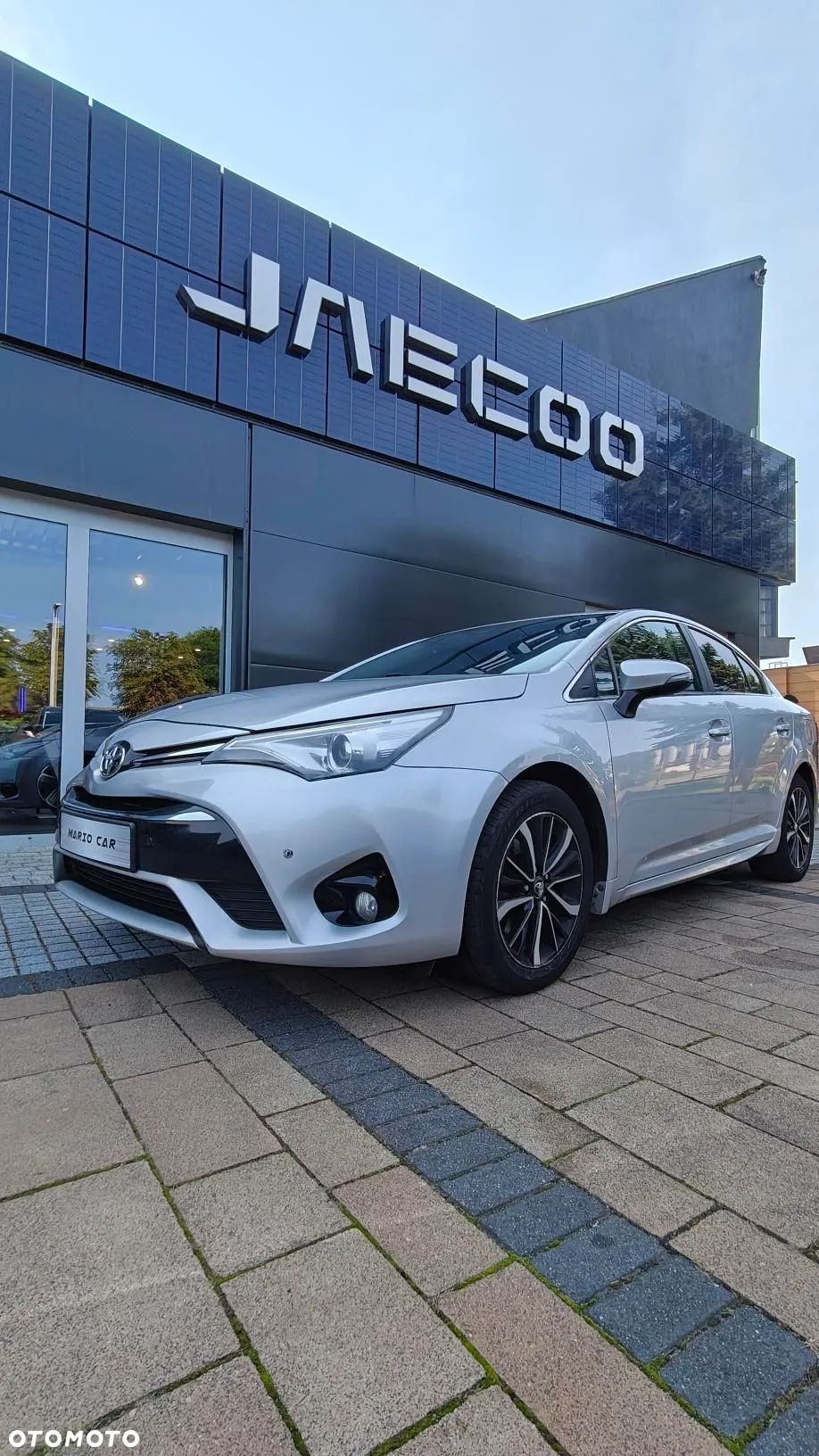 Toyota Avensis 2.0 D-4D Prestige - 1