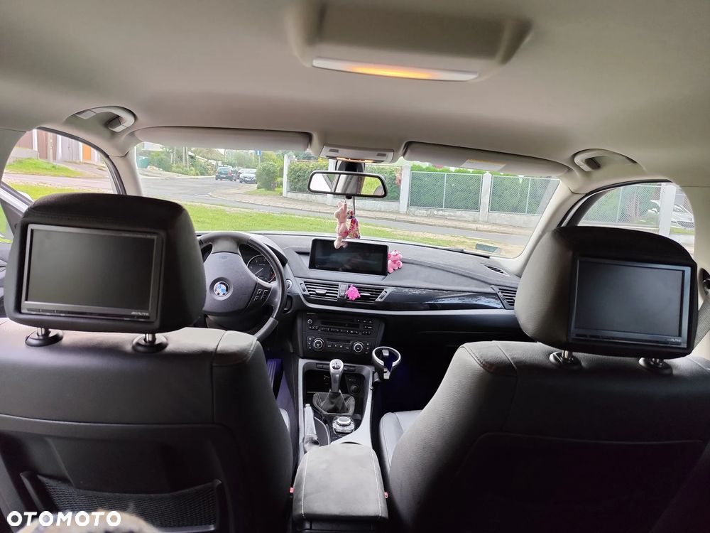BMW X1 xDrive18d - 10