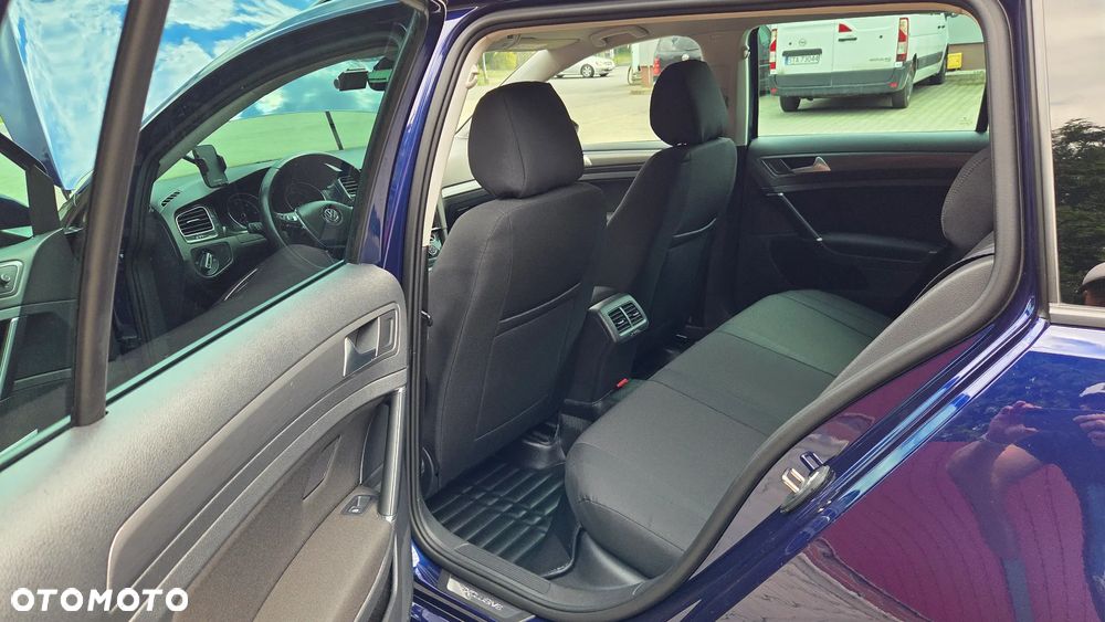 Volkswagen Golf 2.0 TDI BMT Comfortline - 13