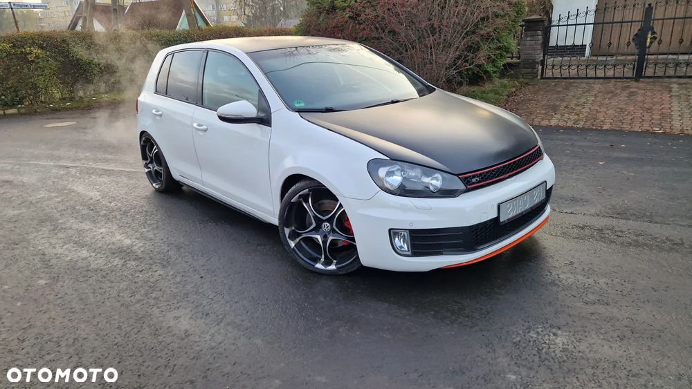 Volkswagen Golf 2.0 TSI GTI - 3