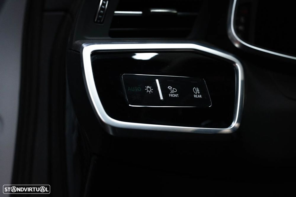 Audi RS6 Avant 4.0 TFSI quattro Tiptronic - 35