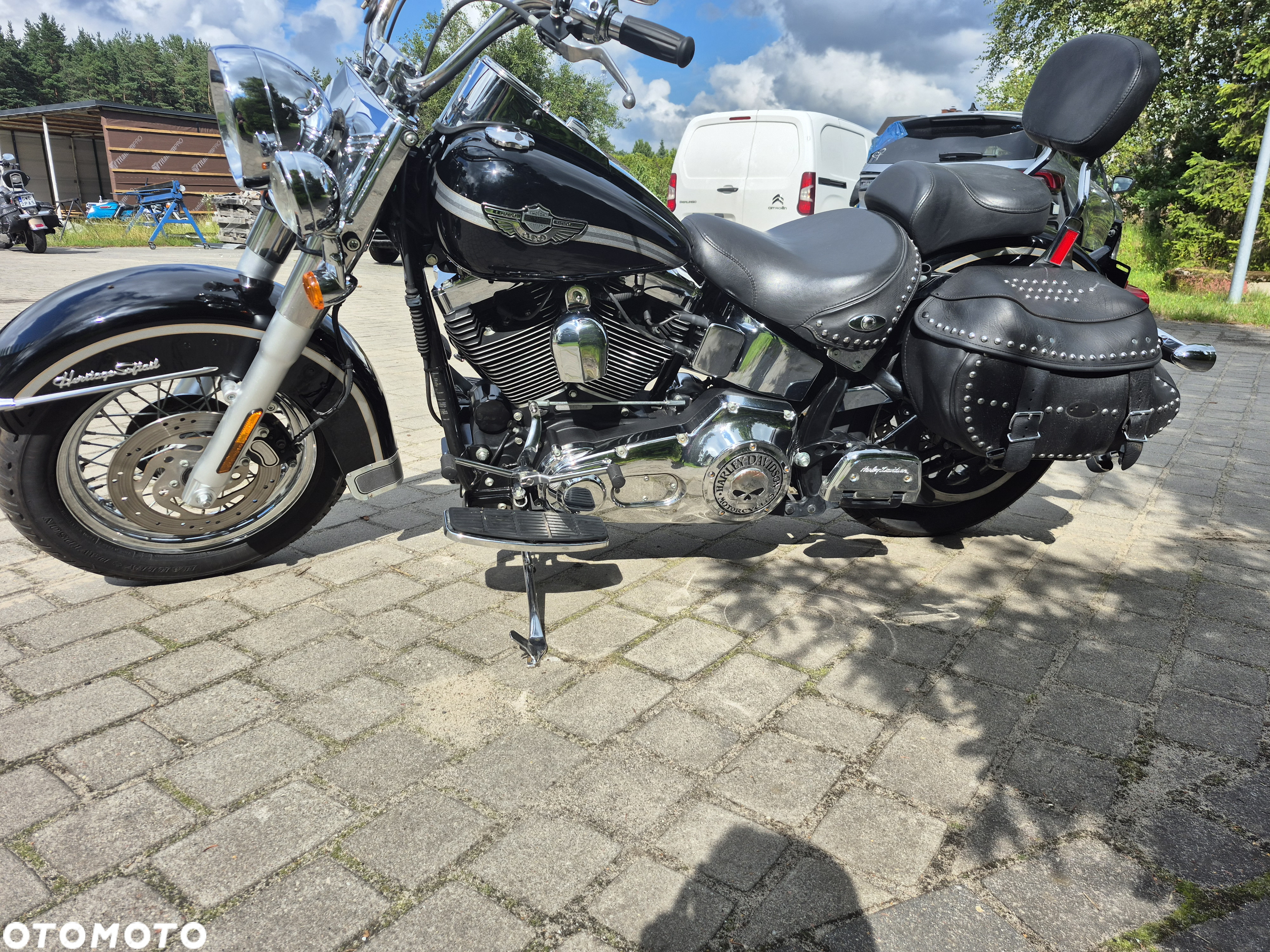 Harley-Davidson Softail Heritage Classic - 4