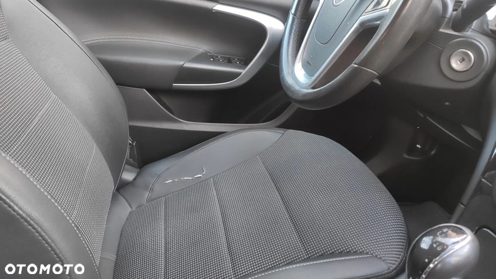 Opel Insignia 2.0 T Cosmo - 16