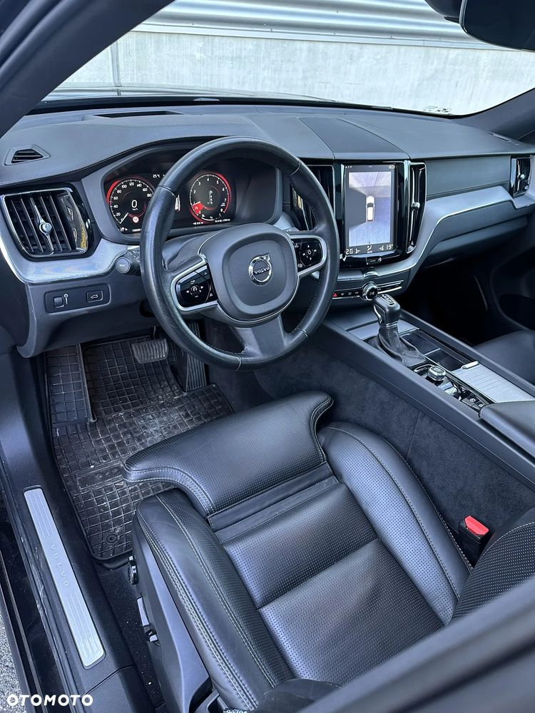 Volvo XC 60 - 24