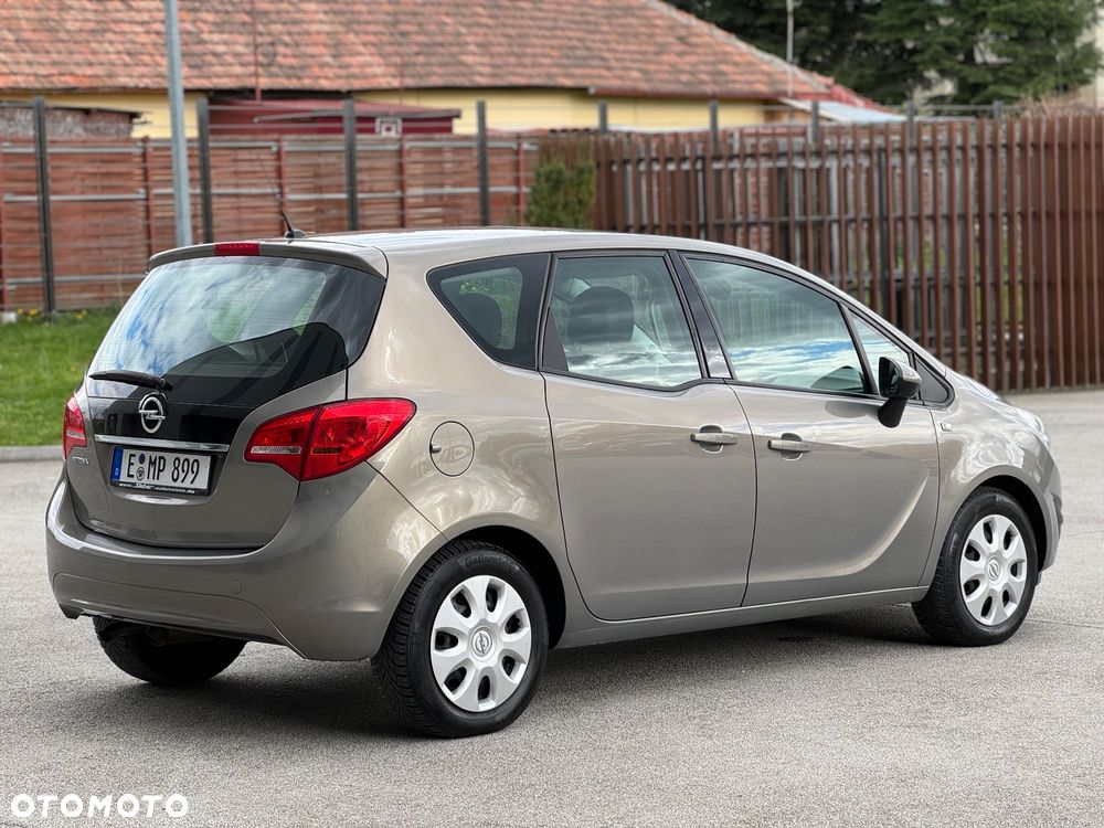 Opel Meriva 1.4 Design Edition - 11