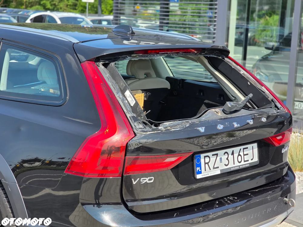 Volvo V90 Cross Country D4 SCR AWD Pro - 8