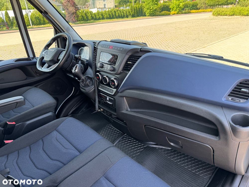 Iveco Daily‼️72C18‼️2021r 3.0 HI-MATIC Chłodnia/Mroźnia zakres -32C THERMO KING V-500 MAX Źródło Zasilania 400V Grube Ściany/Podłoga Przegroda komorowa‼️ Full LED na bliźniaku Salon Polska DMC7200kg - 17