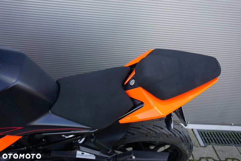 KTM RC 125 - 13