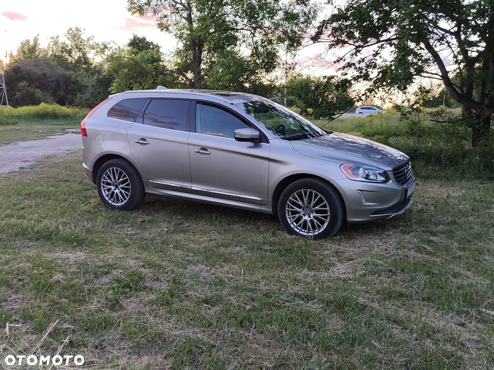 Volvo XC 60 - 1
